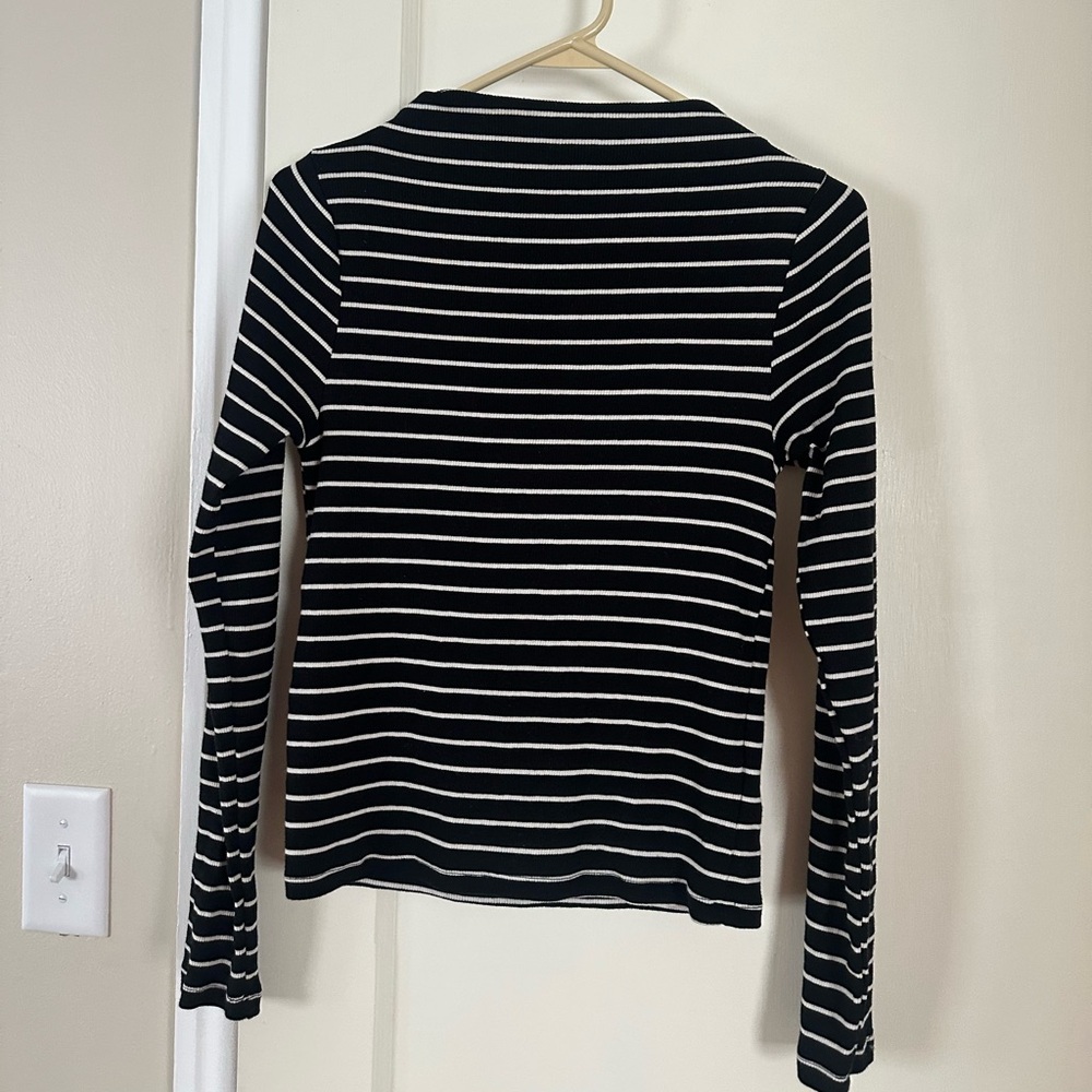 Gap striped long sleeve
